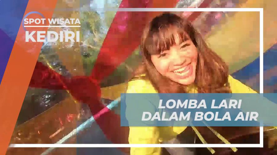 Lomba Seru Lari di Bola Air Water Ball, Kediri
