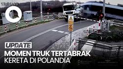  Detik-detik Truk Tertabrak Kereta Gegara Terjebak Pembatas di Polandia