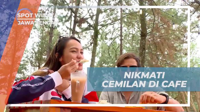 Menikmati Camilan Lezat di Cafe Wana Wisata Clirit View, Tegal