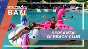 Bersantai Nikmati Kolam Beach Club di Bali