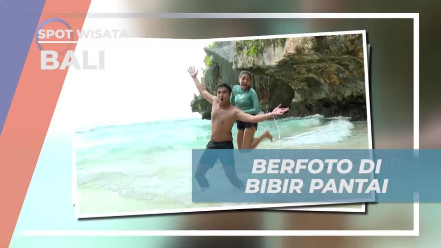 Berfoto Menarik di Bibir Pantai Suluban, Bali