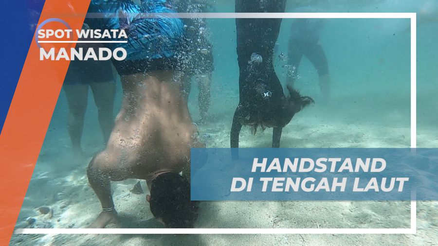 Mencoba Handstand di Tengah Laut Pulau Siladen, Manado