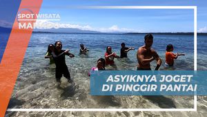 Berjoget Asyik di Pinggir Pantai Pulau Siladen, Manado