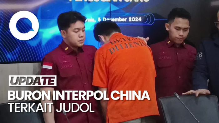 Video Imigrasi Tangkap Buron Interpol China Terkait Judi Online