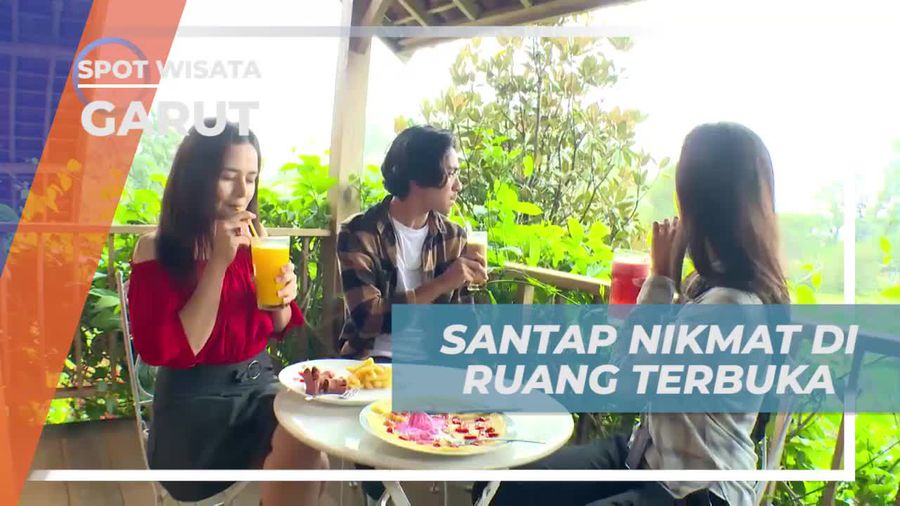 Bersantai dengan Santap Nikmat di Ruang Terbuka Garut