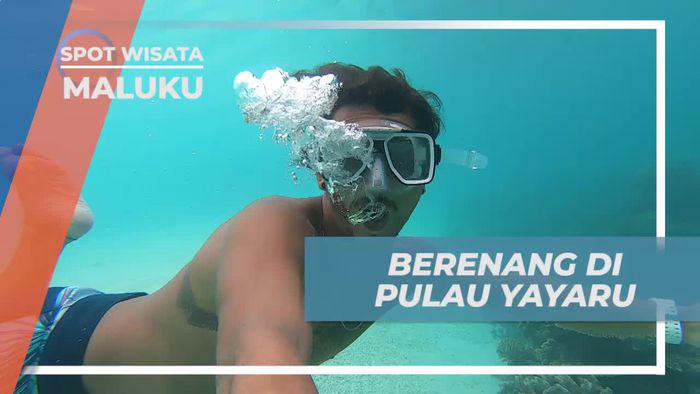Menyelami Keindahan Laut yang Jernih di Pulau Yayaru, Maluku