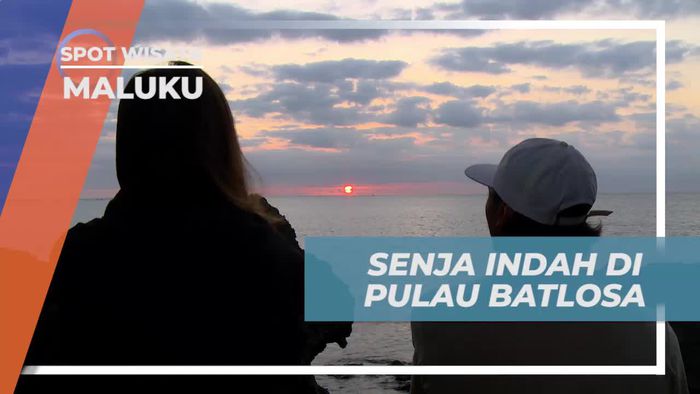 Menikmati Senja yang Indah di Pulau Batlosa, Maluku