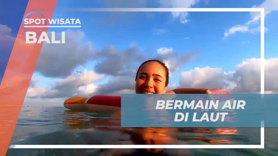 Bermain Air dan Bersantai di Pantai Melasti, Bali