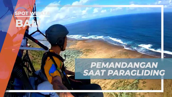 Pemandangan Spektakuler dari Ketinggian Saat Paragliding di Bali