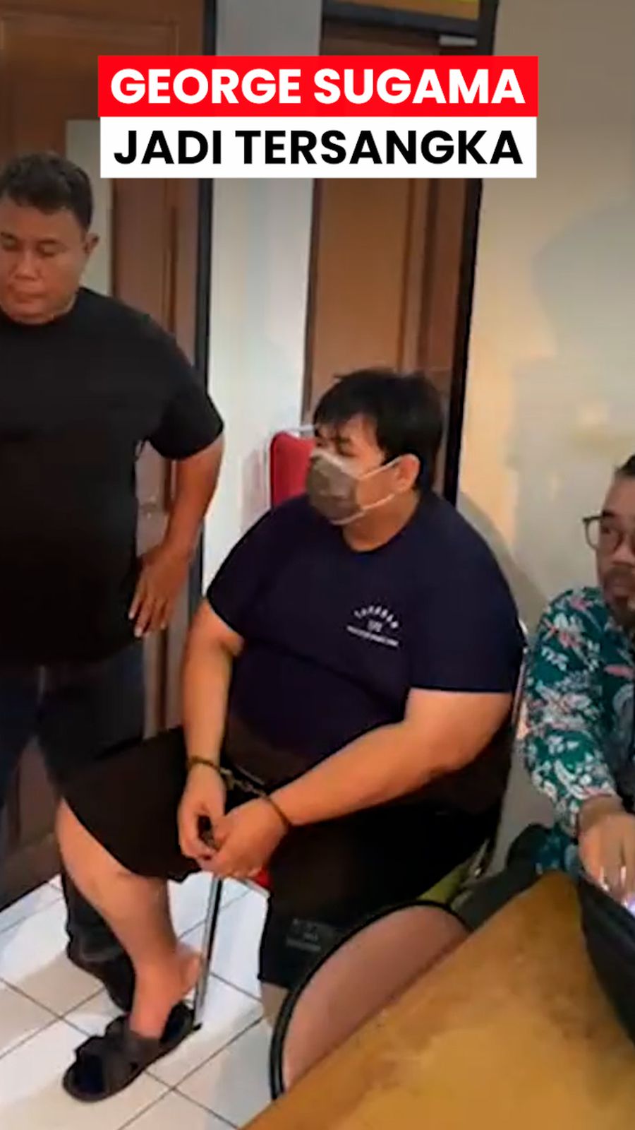 Video: Anak Bos Toko Roti Jaktim Tertunduk Lesu Berbaju Tahanan