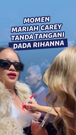 Video: Aksi Rihanna Minta Mariah Carey Tanda Tangani Dadanya di Konser