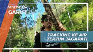 Tracking Seru Menyusuri Rute Air Terjun Jagapati di Garut