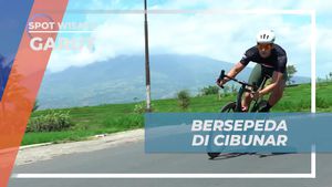 Bersepeda Menyusuri Pemandangan Hijau Cibunar, Garut