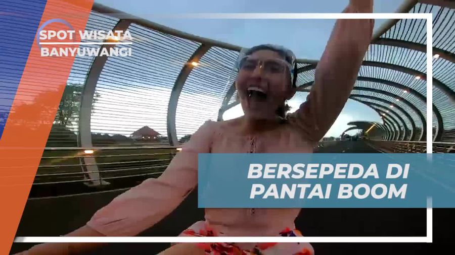 Bersepeda Santai di Pantai Boom, Banyuwangi