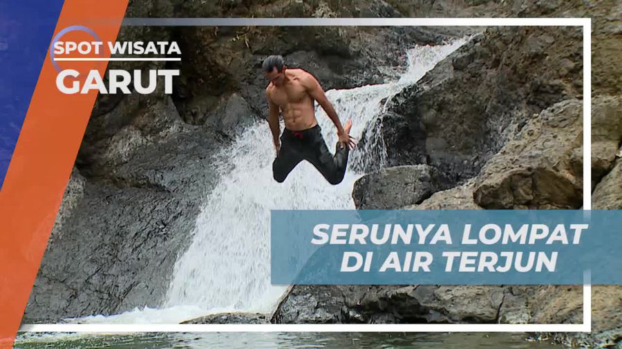 Melompat Seru di Air Terjun Jagapati, Garut