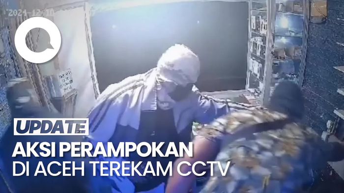 Video: Rekaman CCTV Perampok Bersenjata Gasak Gerai HP di Aceh Tamiang