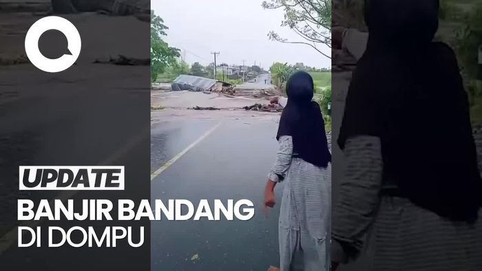 Video: Detik-detik Pasutri di Dompu Terseret Banjir Bandang Bersama Rumahnya
