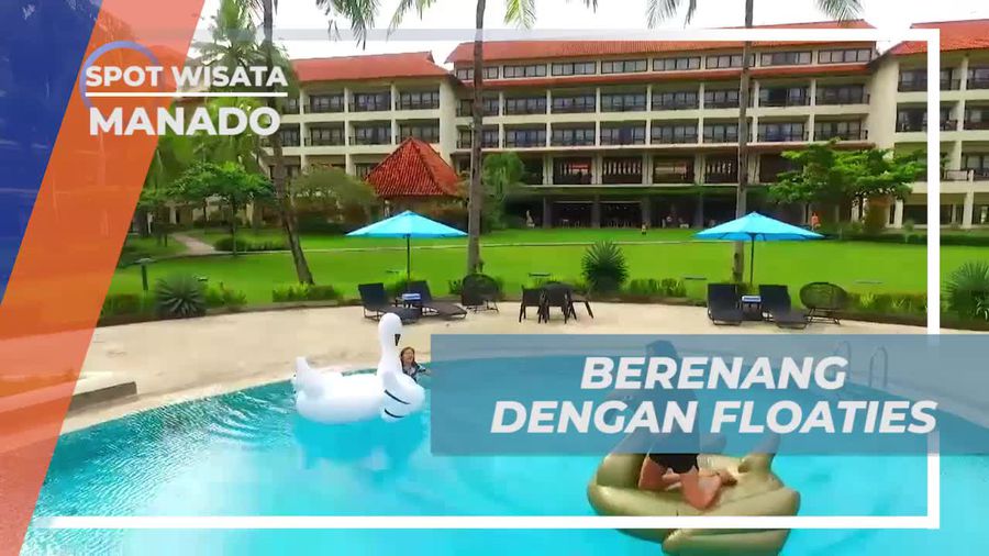 Berenang dengan Floaties di Hotel Manado