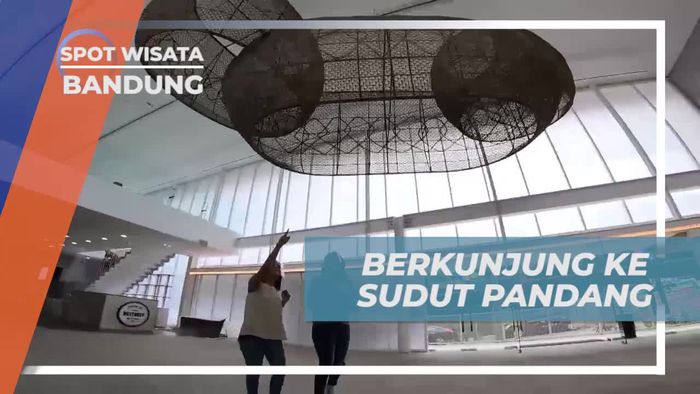 Berkunjung keTempat Hits dengan Panorama Unik di Bandung