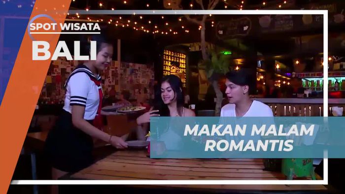 Makan Malam Romantis dengan Menikmati Minuman Buah di Bali