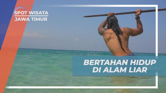 Bertahan Hidup dengan Berburu Ikan di Alam Liar Gili Ketapang, Jawa Timur