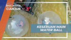 Lomba Water Ball Seru di Cianjur