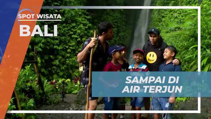 Menyaksikan Keindahan Air Terjun Leke-Leke Setelah Trekking di Bali