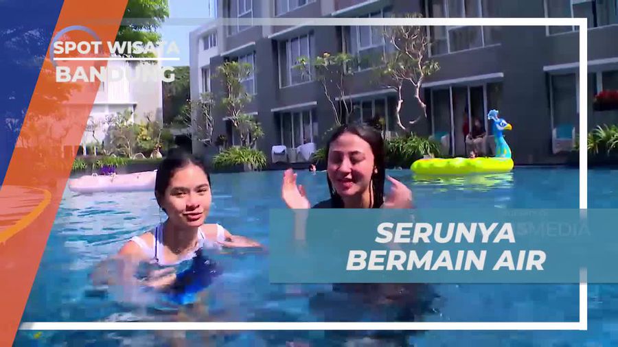 Bermain Air Seru di Kolam Renang Mercure Hotel Bandung