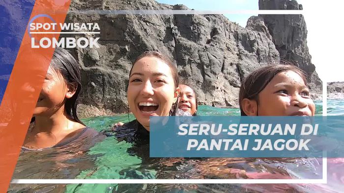 Bergembira Bersama Anak-Anak Lokal di Pantai Jagok, Lombok