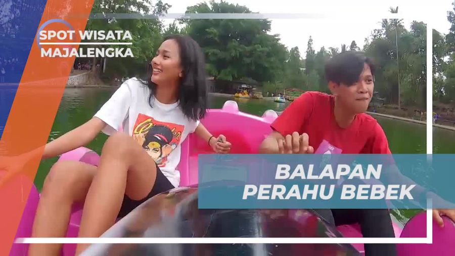 Balapan Seru Menggunakan Perahu Bebek di Situ Cipanten, Majalengka