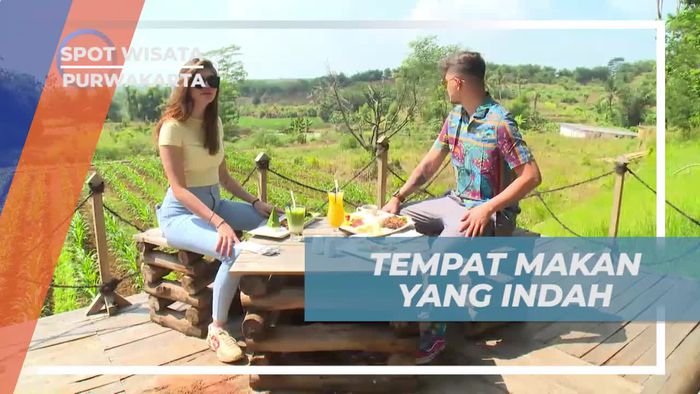 Makan Siang Sambil Menyaksikan Pemandangan Indah di Purwakarta