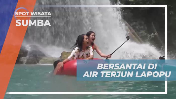Bersantai dan Nikmati Pemandangan Alam di Air Terjun Lapopo Sumba