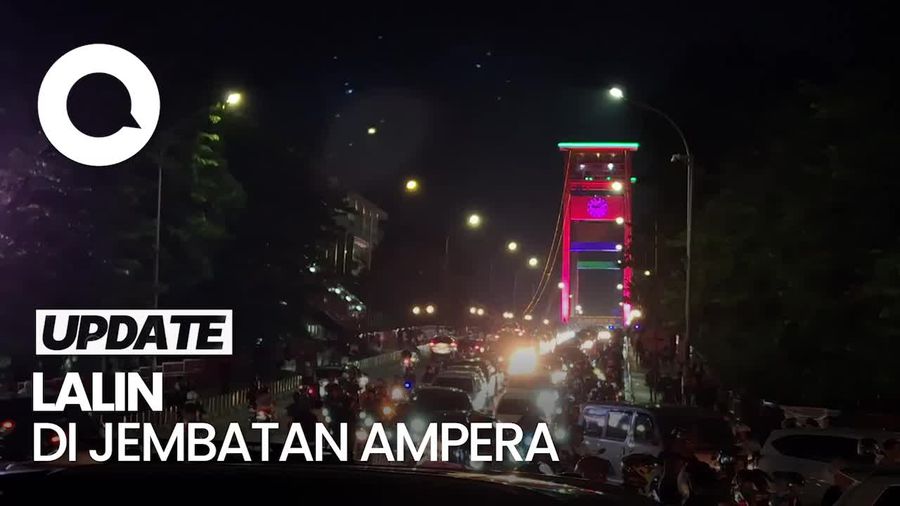 Video Suasana Jembatan Ampera Jelang malam Pergantian Tahun Baru