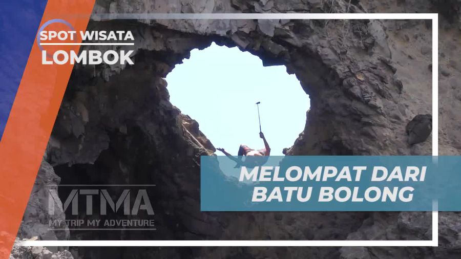 Merasakan Sensasi Melompat dari Tebing Batu Bolong, Lombok
