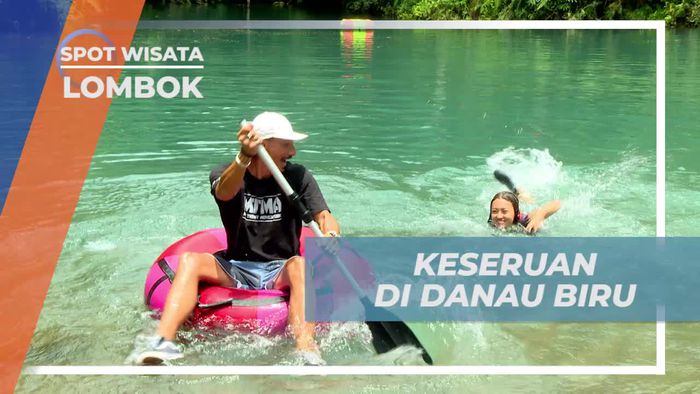 Seru-seruan Balapan Mendayung di Danau Biru, Lombok