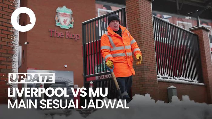 Video: Laga Liverpool Vs MU Tetap Lanjut Meski Cuaca Buruk