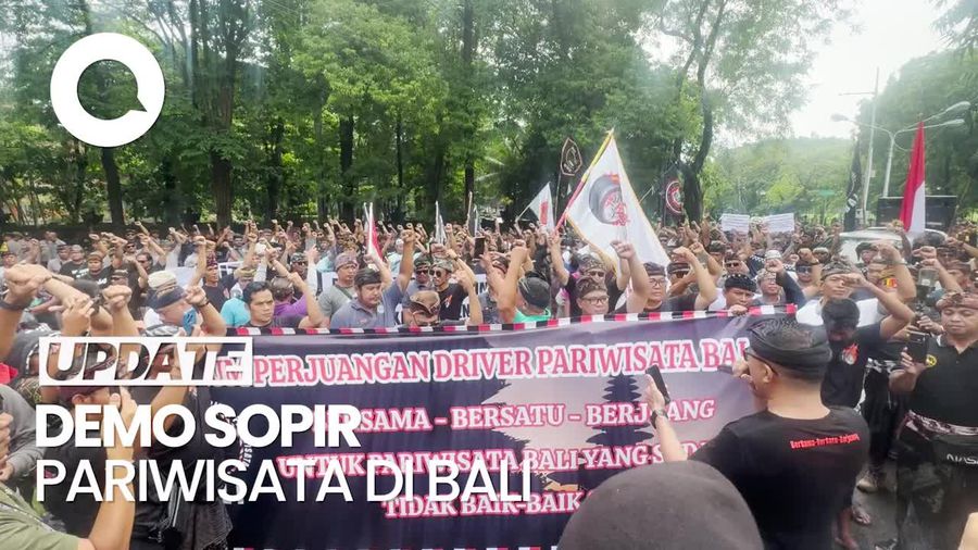 Video: Ratusan Sopir Pariwisata di Bali Gelar Demo Tolak Angutan Online