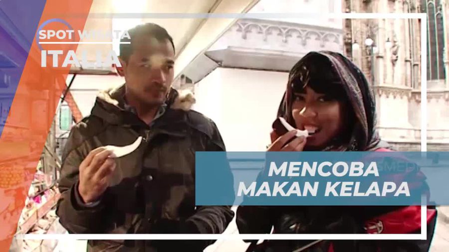 Serunya Mencoba Makan Kelapa di Italia