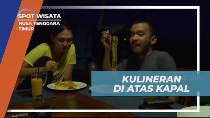 Menikmati Makan Malam Romantis di Atas Kapal di Nusa Tenggara Timur