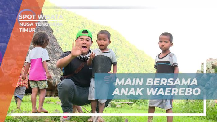 Bermain Ceria Bersama Anak-anak di Waerebo NTT