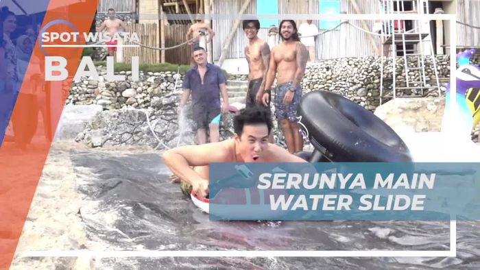 Nikmati Keseruan Meluncur di Water Slide Bali