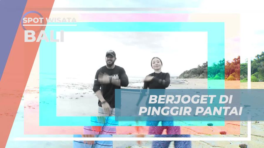 Berjoget Ceria di Pinggir Pantai Bali