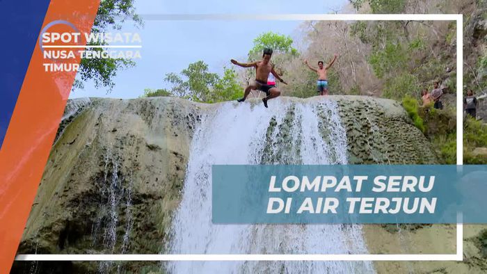 Melompat Seru dari Tebing di Air Terjun Tanggedu, Nusa Tenggara Timur