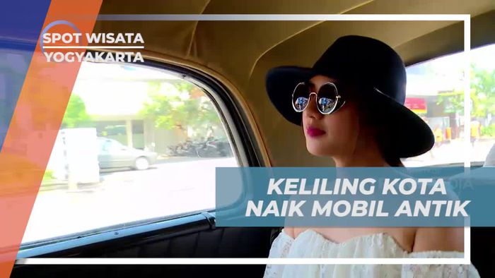 Berkeliling Jogja dengan Mobil Antik yang Menawan
