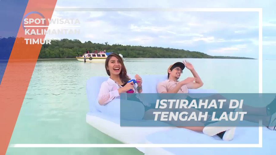 Bersantai Menunggu di Tengah Lautan, Kalimantan Timur