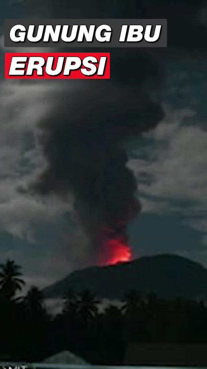 Video Gunung Ibu Erupsi, Tinggi Kolom Abu 4.000 Meter