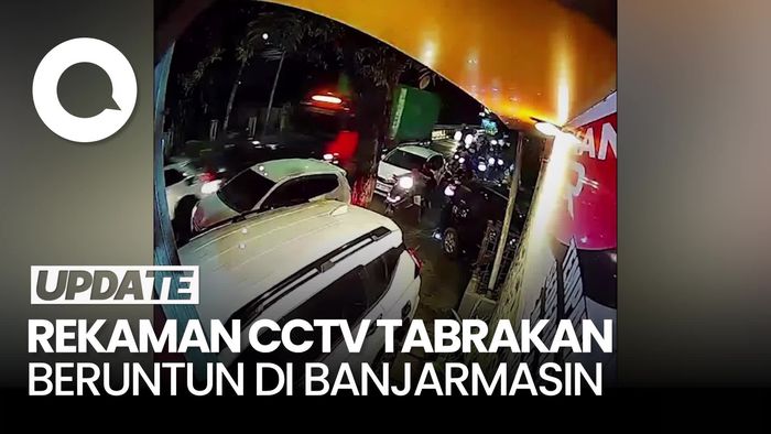 Video: Detik-detik Truk Rem Blong Sebabkan Tabrakan Beruntun di Banjarmasin