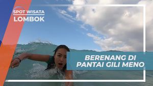 Berenang Ceria dan Berkejaran di Pantai Gili Meno, Lombok