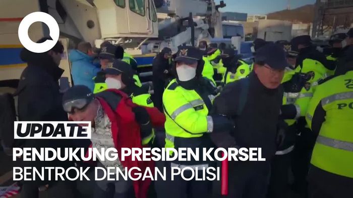 Video Bentrokan Pendukung Presiden Korsel Yoon Suk Yeol dengan Polisi