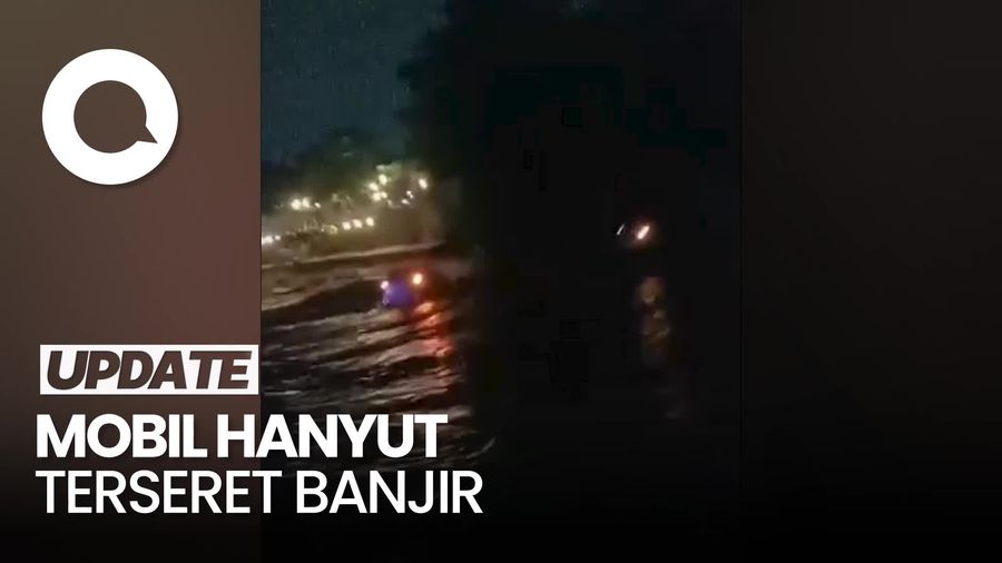 Video Detik-detik Mobil Hanyut Terseret Banjir Bandang di Cirebon